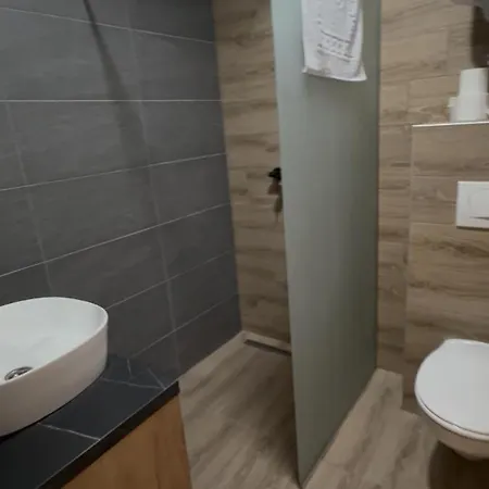 Апартаменты A10 Hill, *