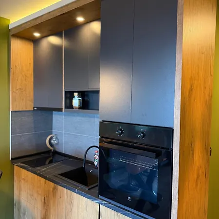 Апартаменты A10 Hill, *