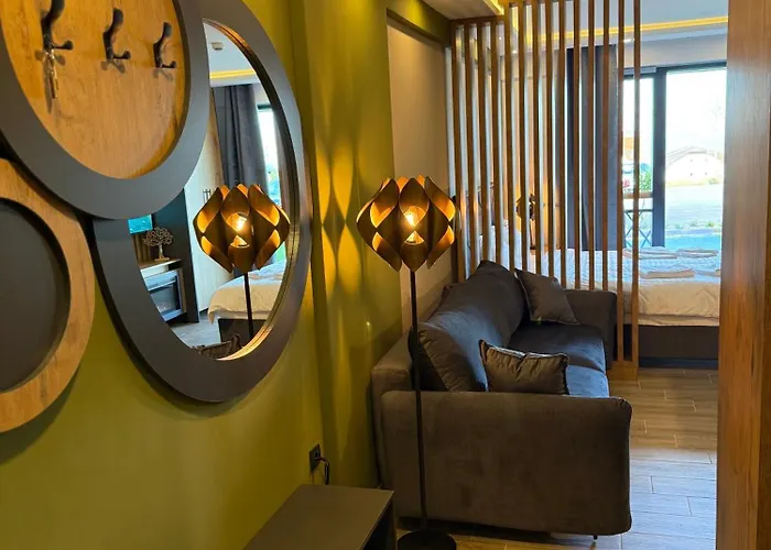 A10 Hill, コパオニク