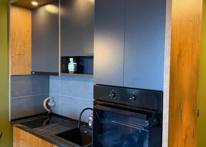 アパート A10 Hill, *